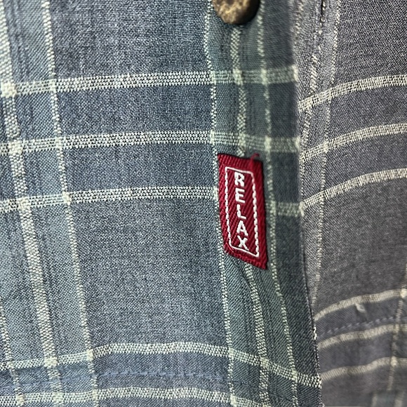 Tommy Bahama 100% Silk Gray & Cream Striped Camp Shirt with Front Pocket Size M - Picture 6 of 8